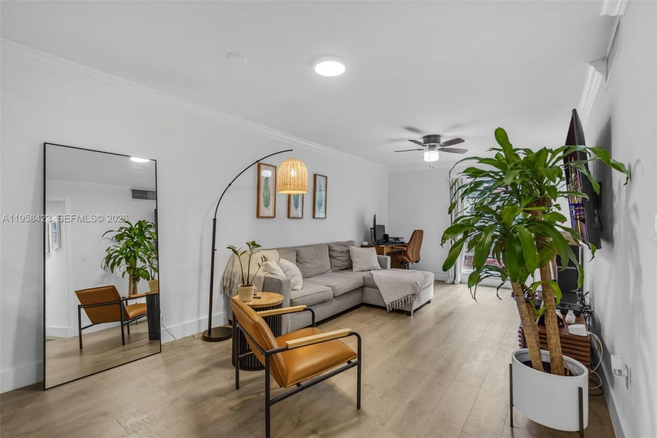 1650 S Le Jeune Rd , Unit 105, Coral Gables, FL 33134 Photo