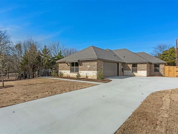 120 E SOUTHBROOK Drive, Glenn Heights, TX 75154