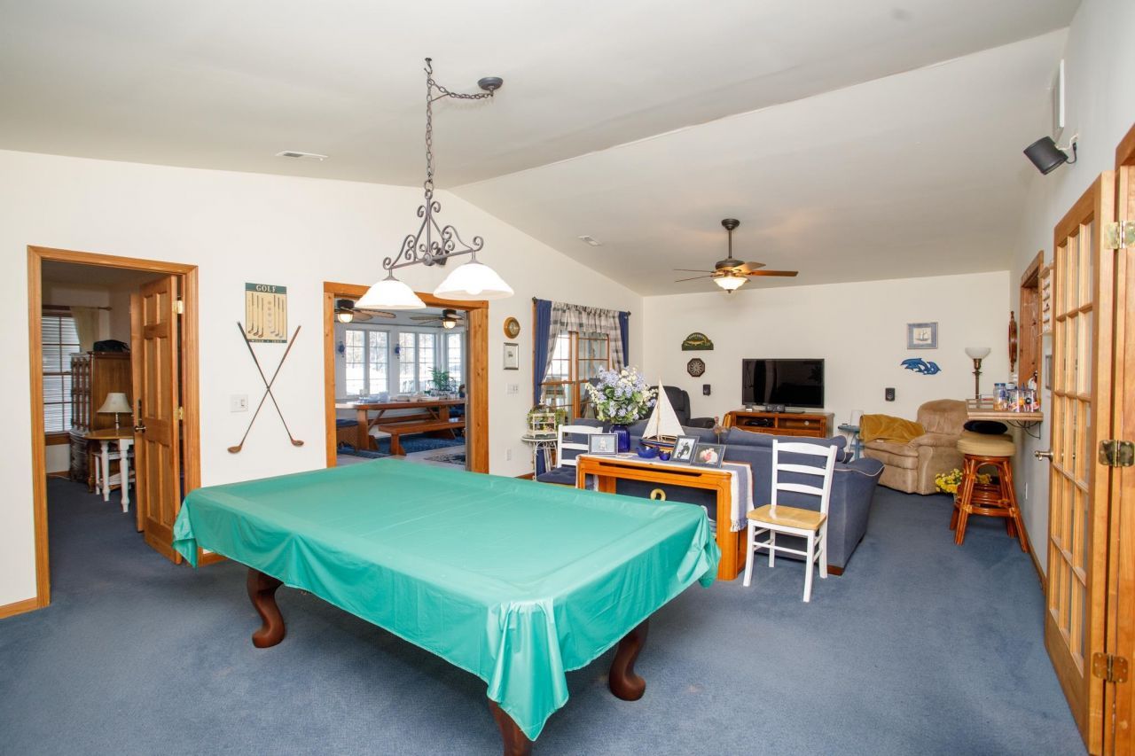 1606 Hillside Dr. S Photo 16