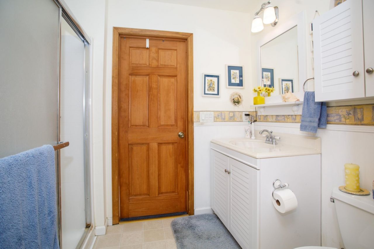 1606 Hillside Dr. S Photo 26