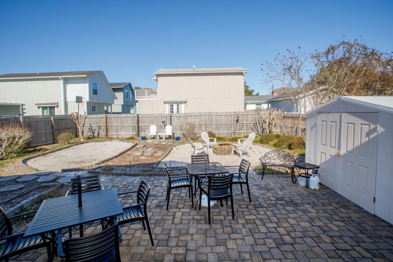 1606 Hillside Dr. S Photo 30