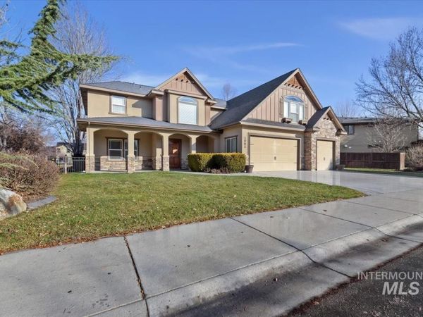 1082 E. Azan St., Meridian, ID 83646