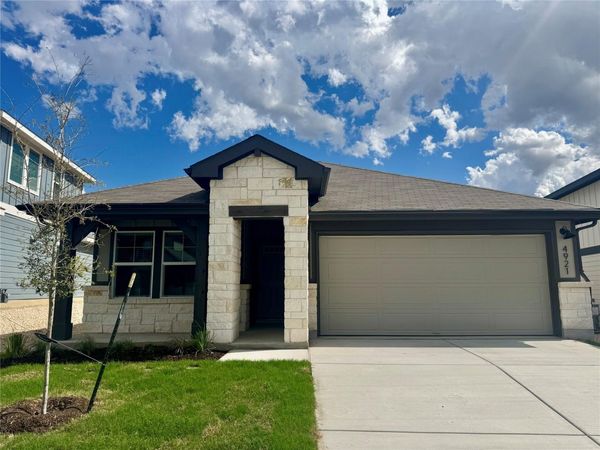 4921 Stockton LN, Del Valle, TX 78617