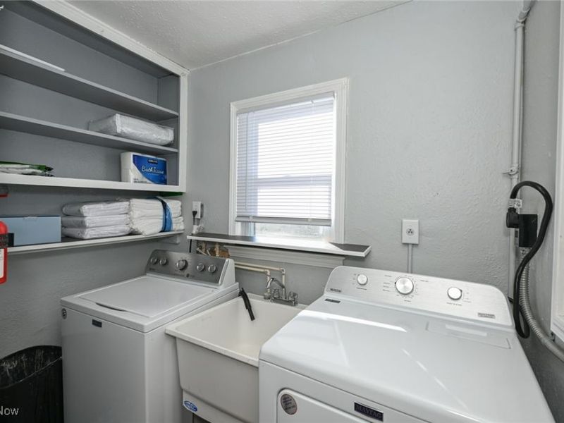 18220 Invermere Avenue, Cleveland, OH 44128 Photo 24