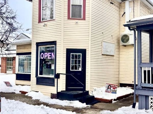 24 E Main Street, New Concord, OH 43762