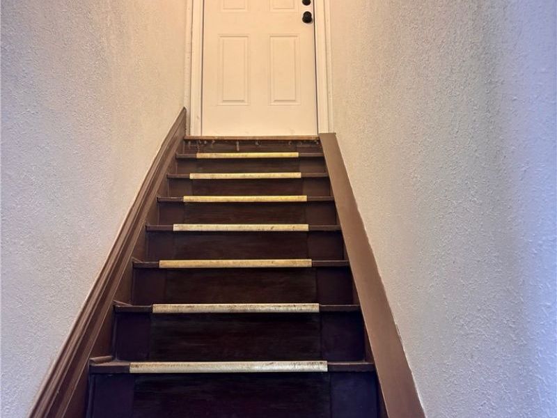 24 E Main Street, New Concord, OH 43762 Photo 12