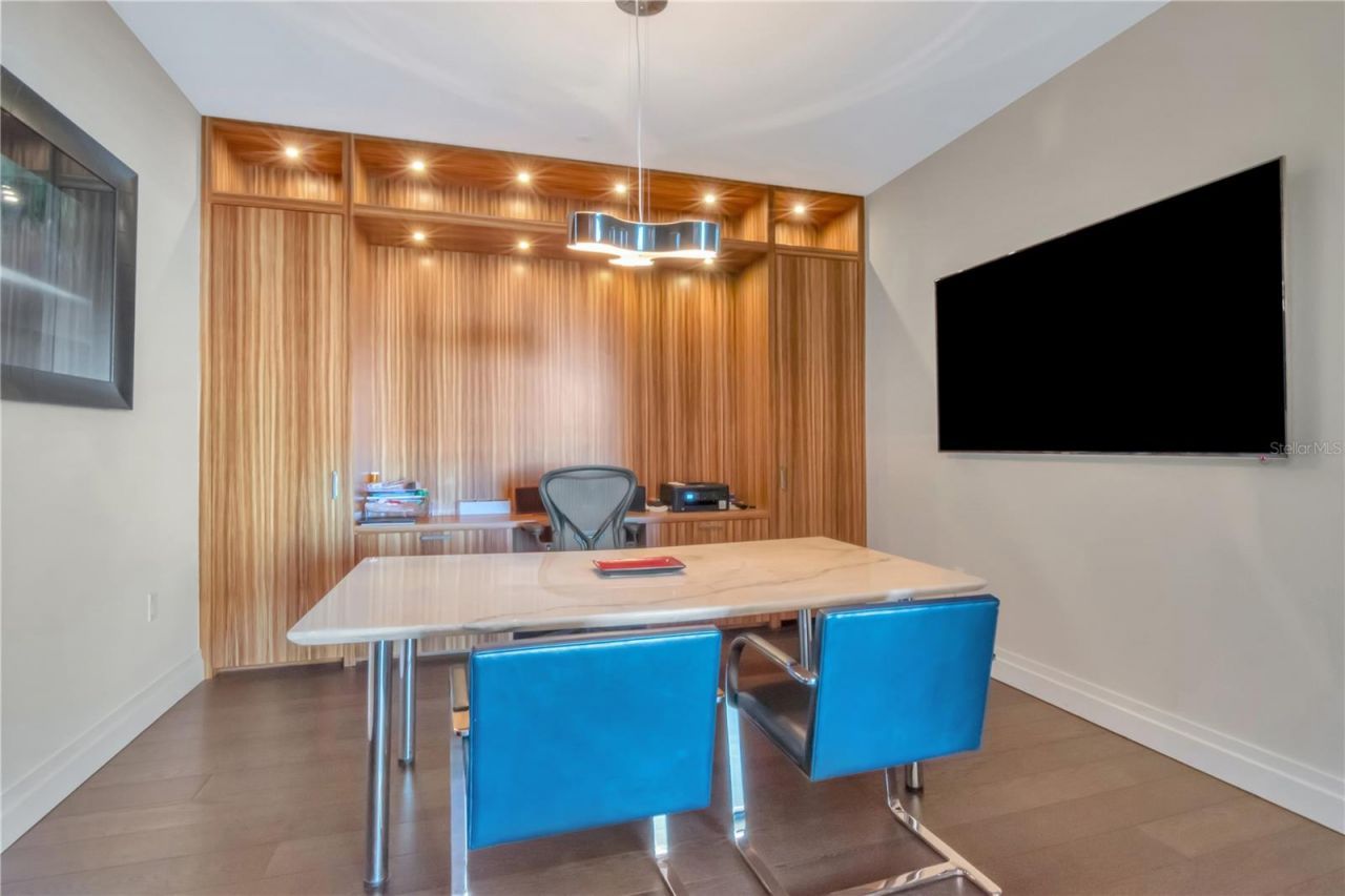 450 Knights Run Avenue, Unit 2102, Tampa, FL 33602 Photo