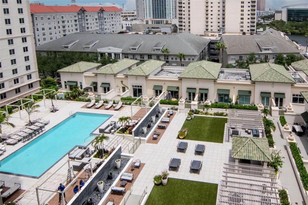 450 Knights Run Avenue, Unit 2102, Tampa, FL 33602 Photo