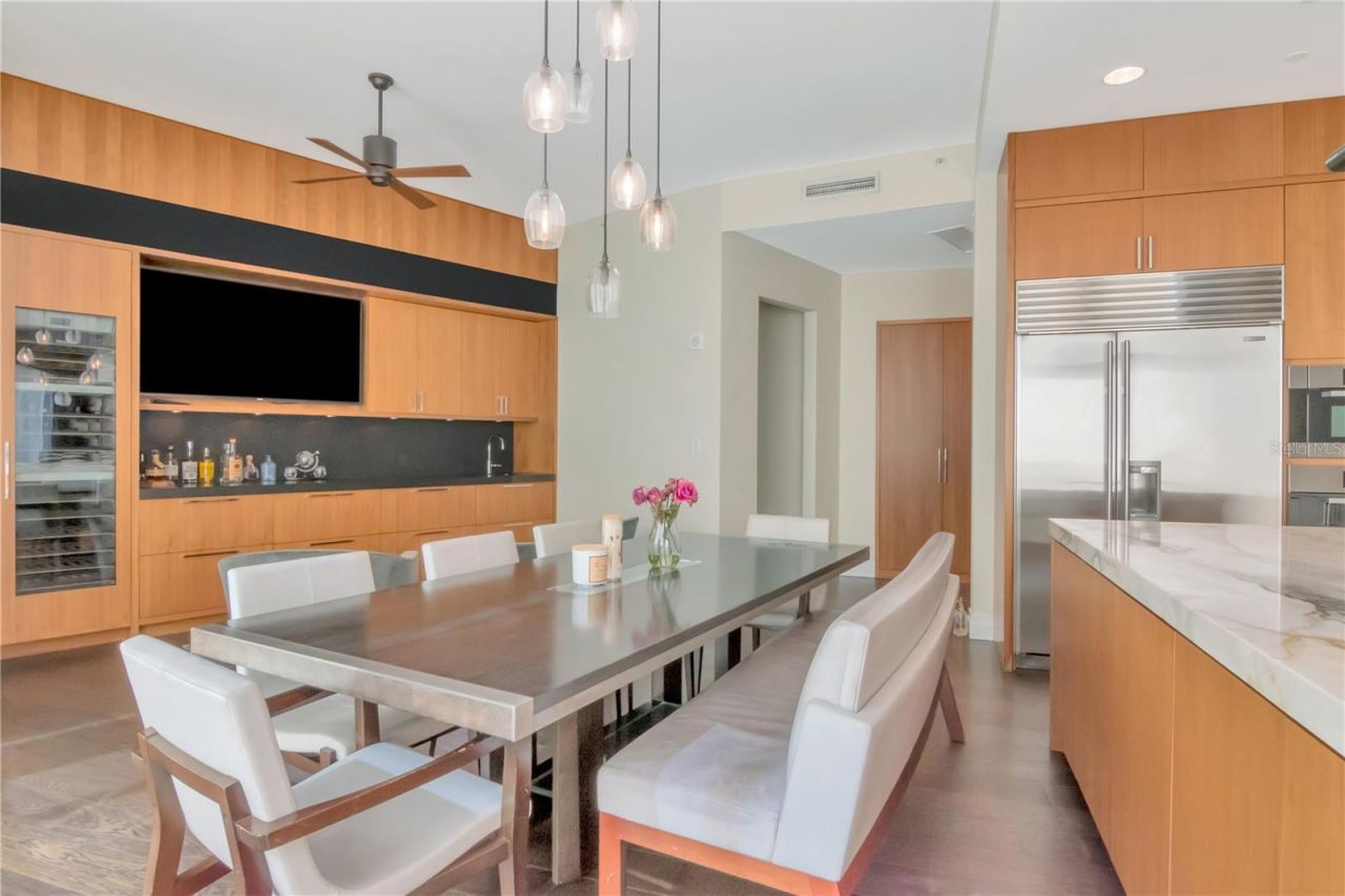 450 Knights Run Avenue, Unit 2102, Tampa, FL 33602 Photo