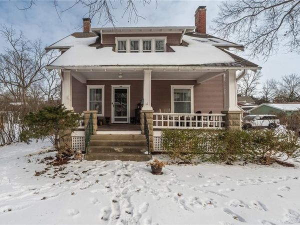 2208 Massachusetts Street, Lawrence, KS 66046