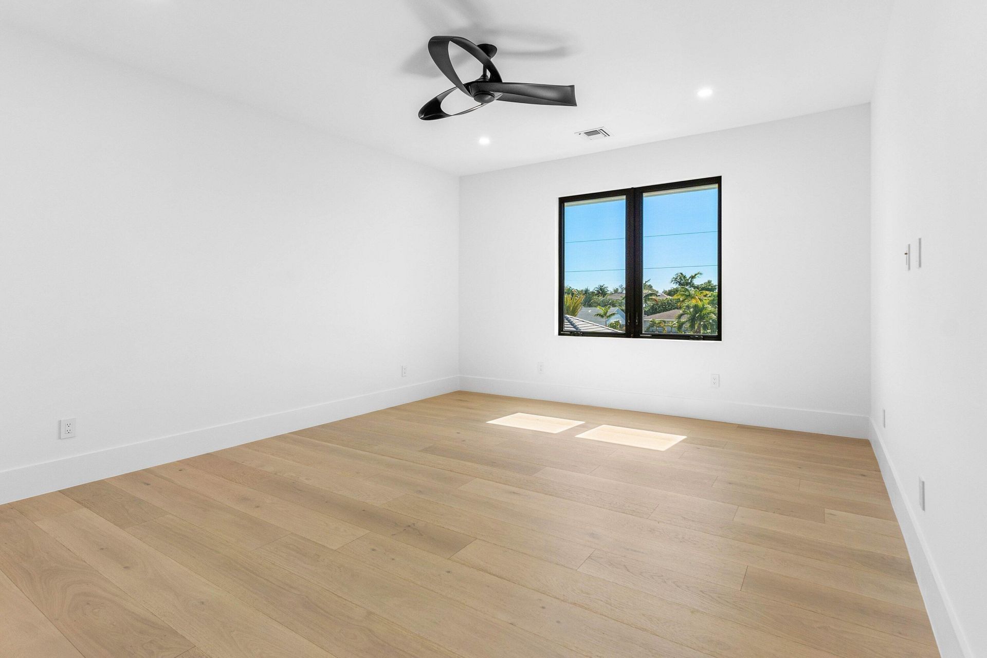 368 Churchill Road, West Palm Beach, FL 33405 Photo