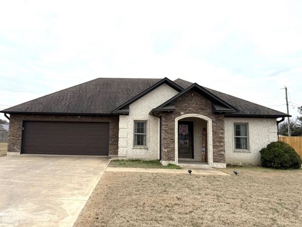 103 Jenny Lane, Leachville, AR 72438