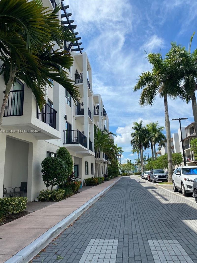 4745 NW 84th Ct , Unit 48, Doral, FL 33166 Photo