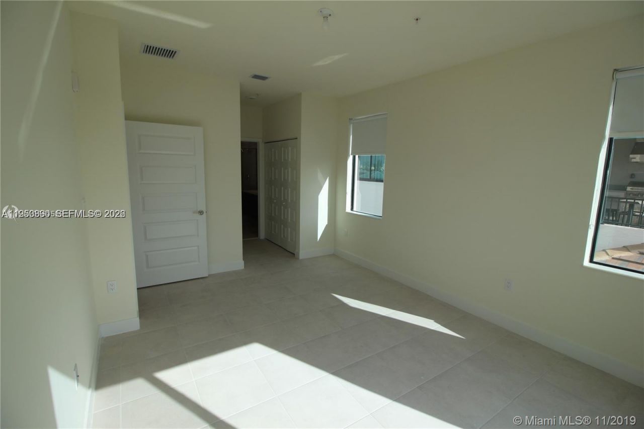 4745 NW 84th Ct , Unit 48, Doral, FL 33166 Photo