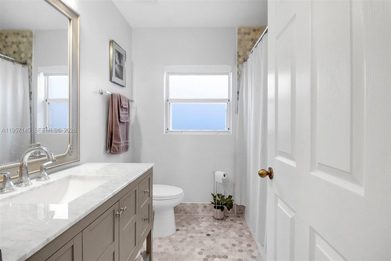 12146 SW 133rd Ter, Miami, FL 33186 Photo