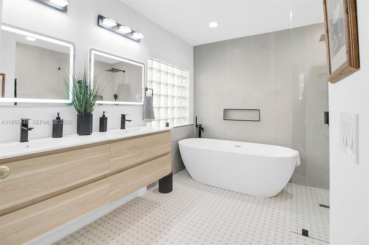 12146 SW 133rd Ter, Miami, FL 33186 Photo