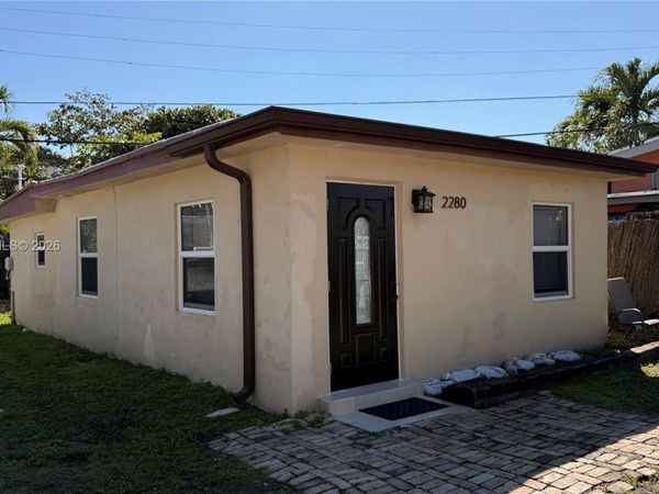 2280 NE 136th St, Unit 2280, North Miami Beach, FL 33181