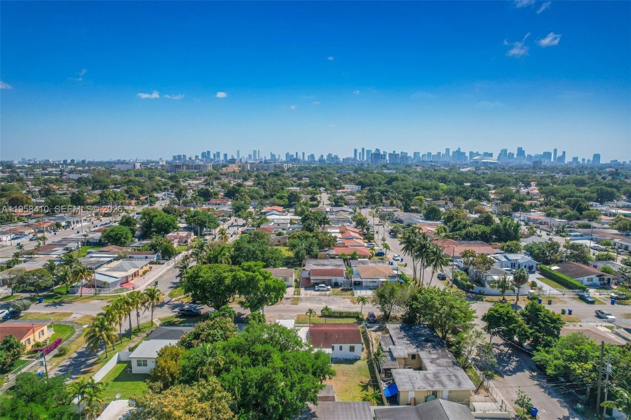 Please Call For Address, Unit 3, Miami, FL 33125 Photo