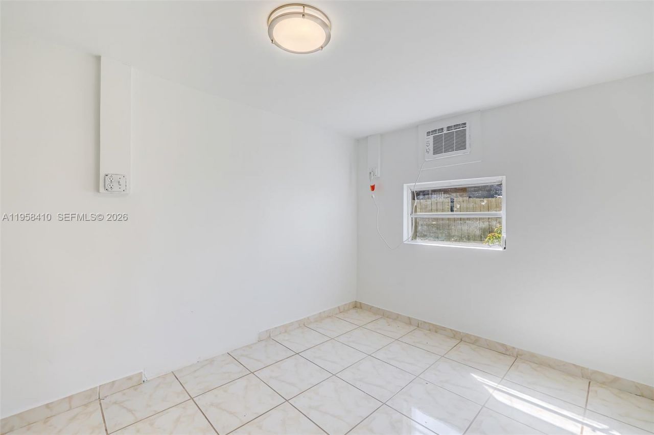 Please Call For Address, Unit 3, Miami, FL 33125 Photo