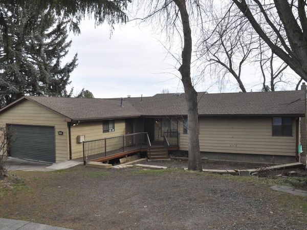 405 NW North Street, Pullman, WA 99163