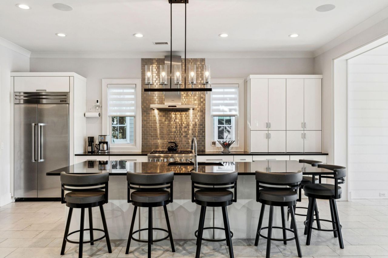 199 Ithecaw Creek Street Photo 16