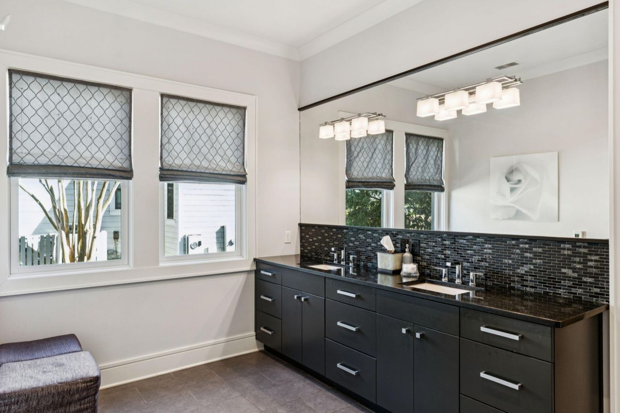 199 Ithecaw Creek Street Photo 22