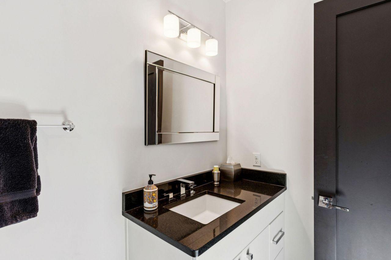 199 Ithecaw Creek Street Photo 30