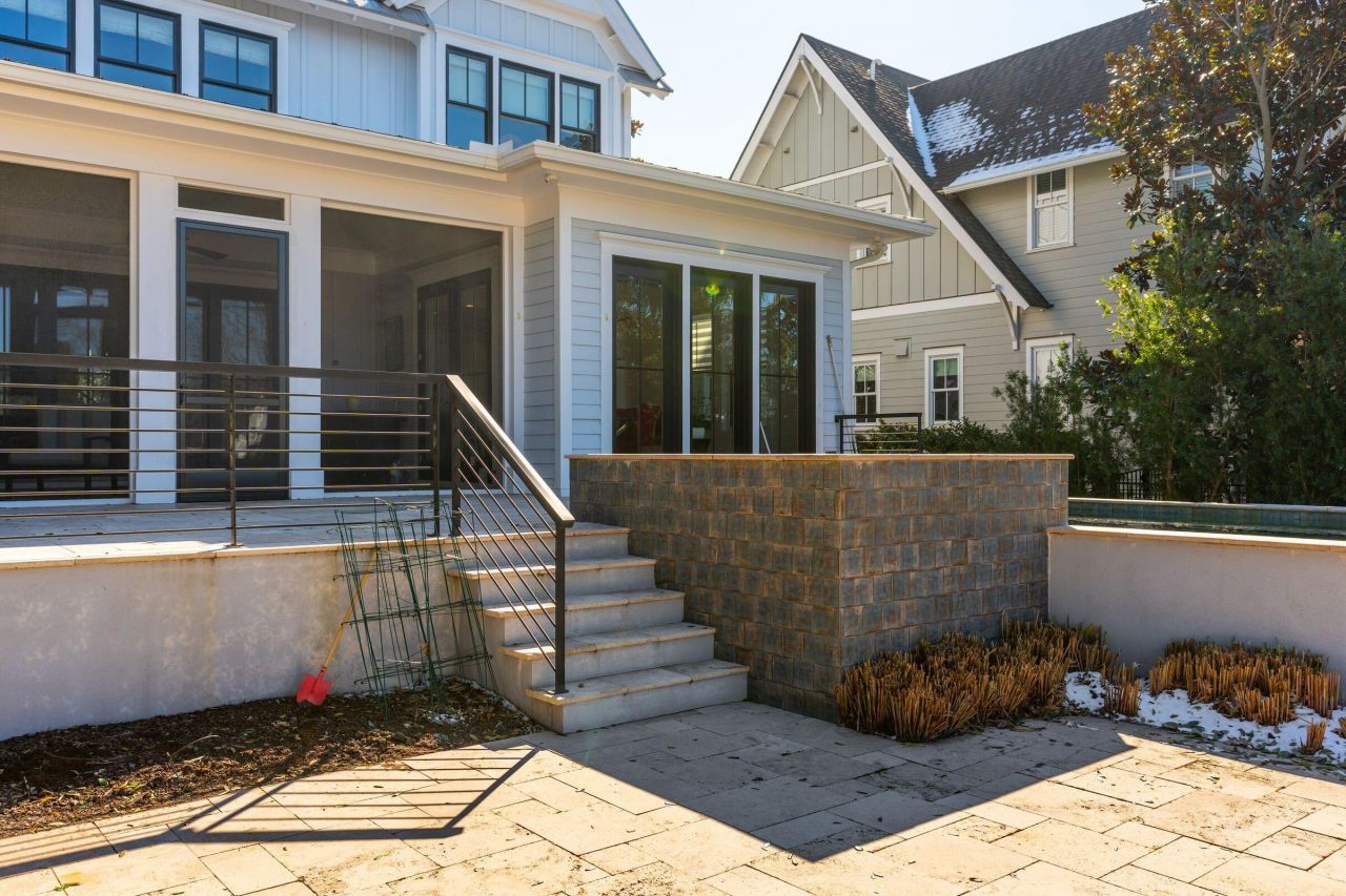 199 Ithecaw Creek Street Photo 39