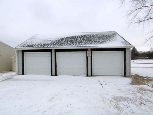 1010 Kimball Avenue, Unit Garage, Woodstock, IL 60098