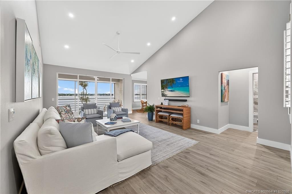 2540 NW Seagrass Drive, Unit 4A, Palm City, FL 34990 Photo