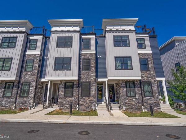 2005 HYVIEW TERRACE, FORT WASHINGTON, PA 19034