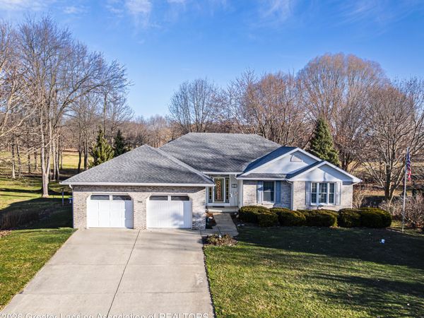 1901 E Stoll Road, Lansing, MI 48906