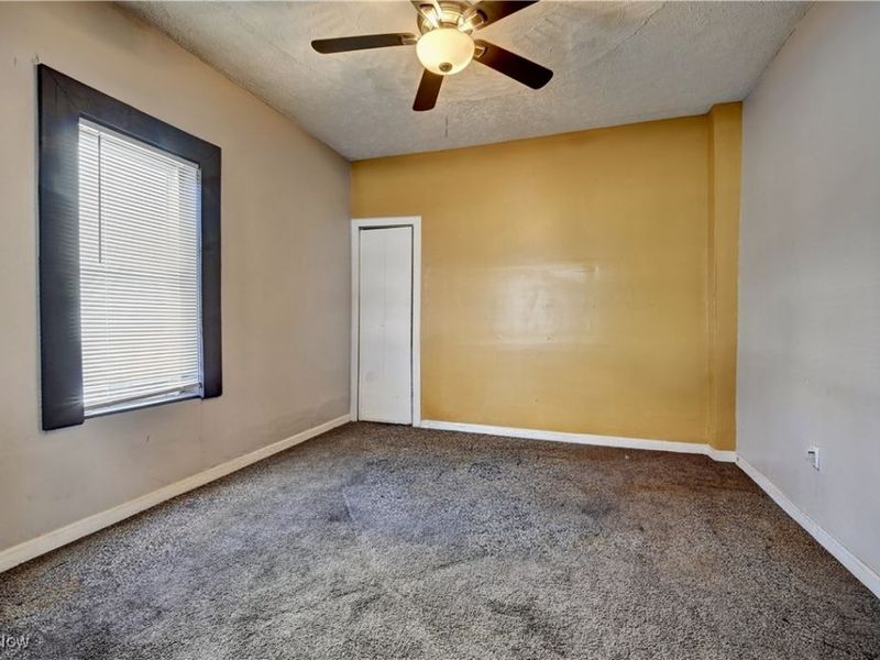 311 Dean Street, Akron, OH 44304 Photo 12