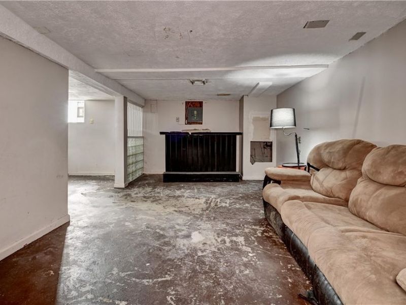 311 Dean Street, Akron, OH 44304 Photo 18