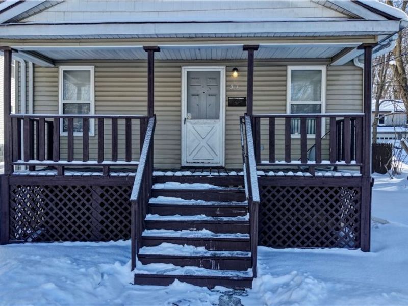 311 Dean Street, Akron, OH 44304 Photo 3