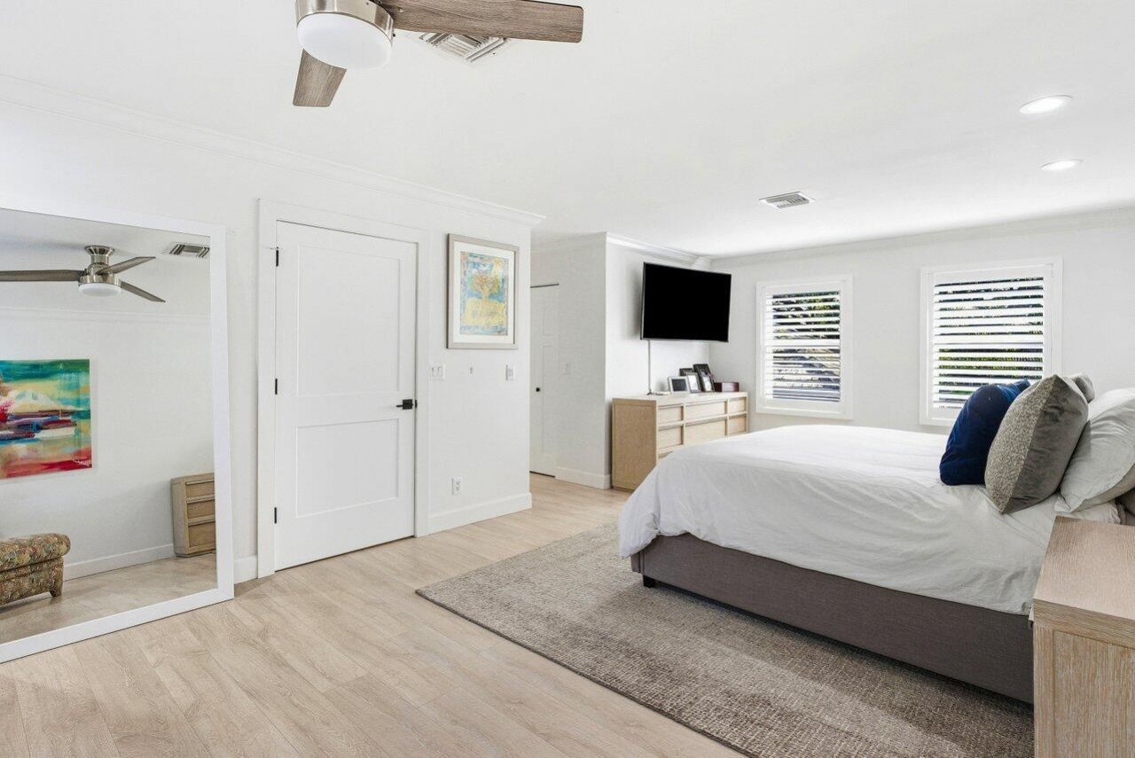 5696 NW 39th Avenue, Boca Raton, FL 33496 Photo