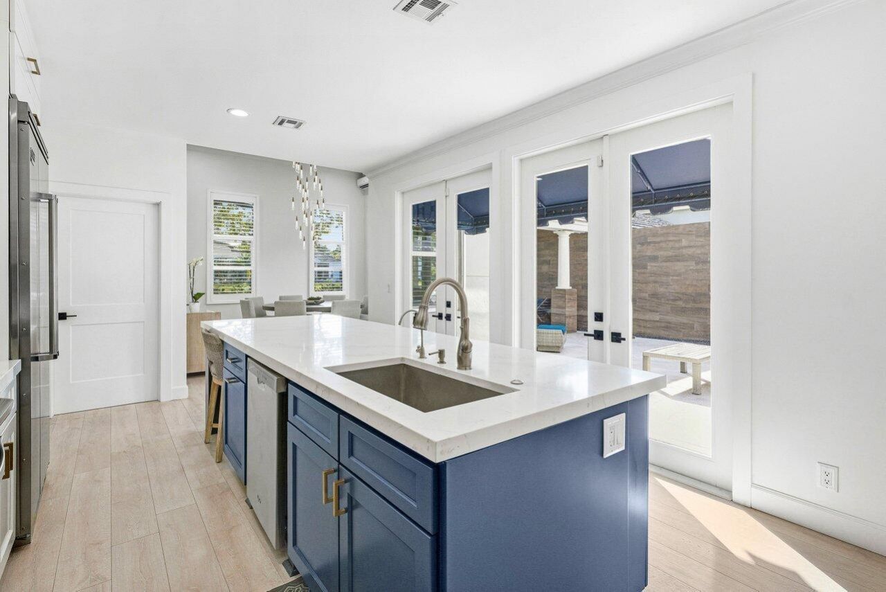 5696 NW 39th Avenue, Boca Raton, FL 33496 Photo