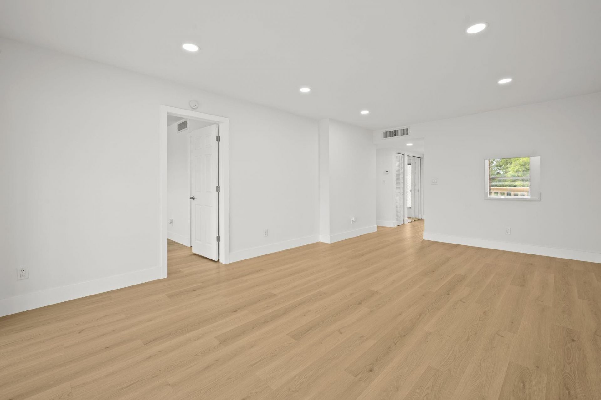 6000 NW 64th Avenue, Unit 303, Tamarac, FL 33319 Photo