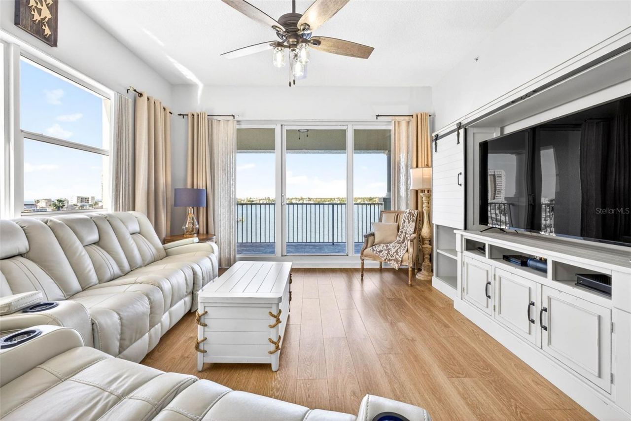 17717 Gulf Boulevard, Unit 401, Redington Shores, FL 33708 Photo