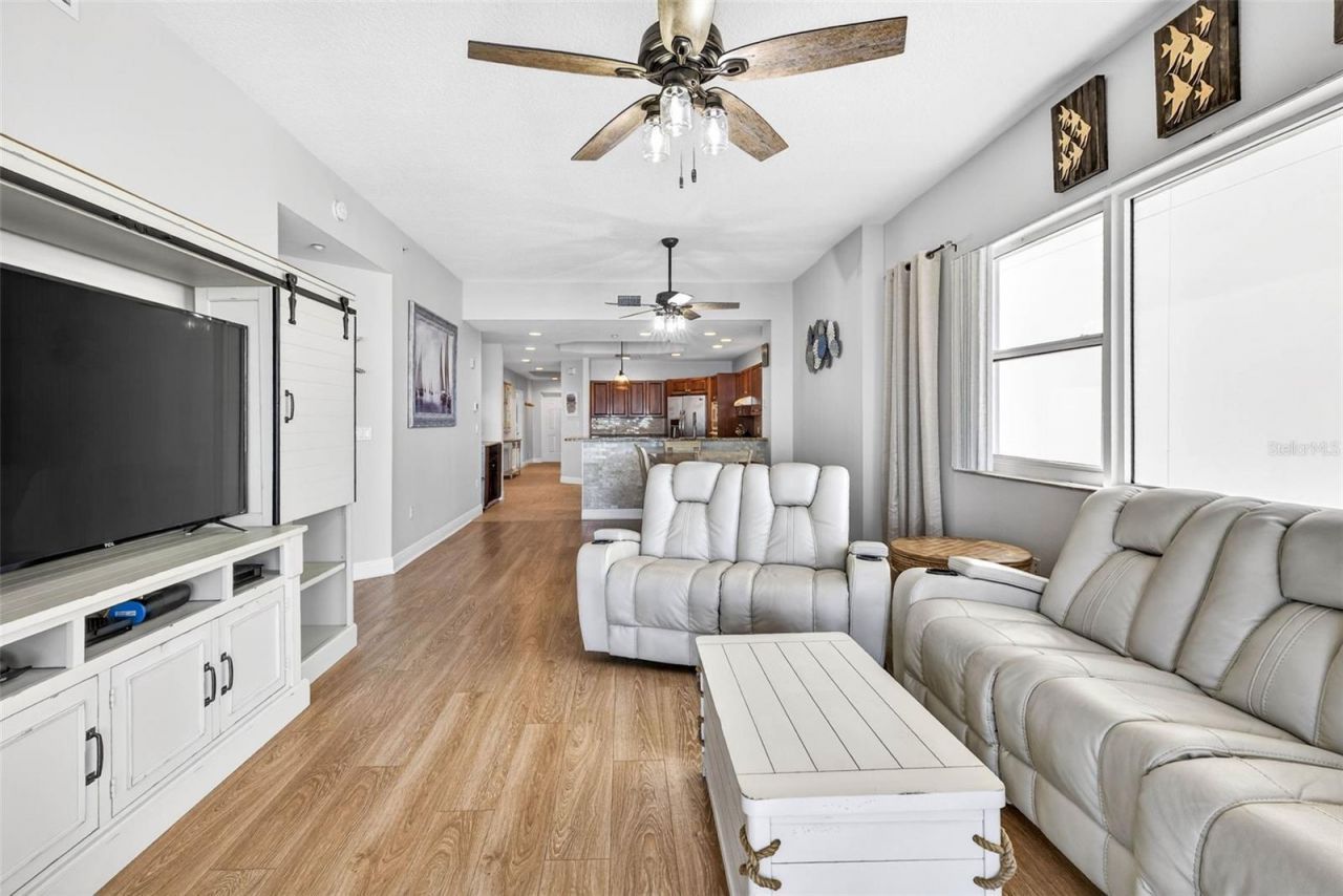 17717 Gulf Boulevard, Unit 401, Redington Shores, FL 33708 Photo