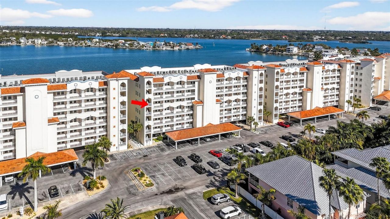 17717 Gulf Boulevard, Unit 401, Redington Shores, FL 33708 Photo