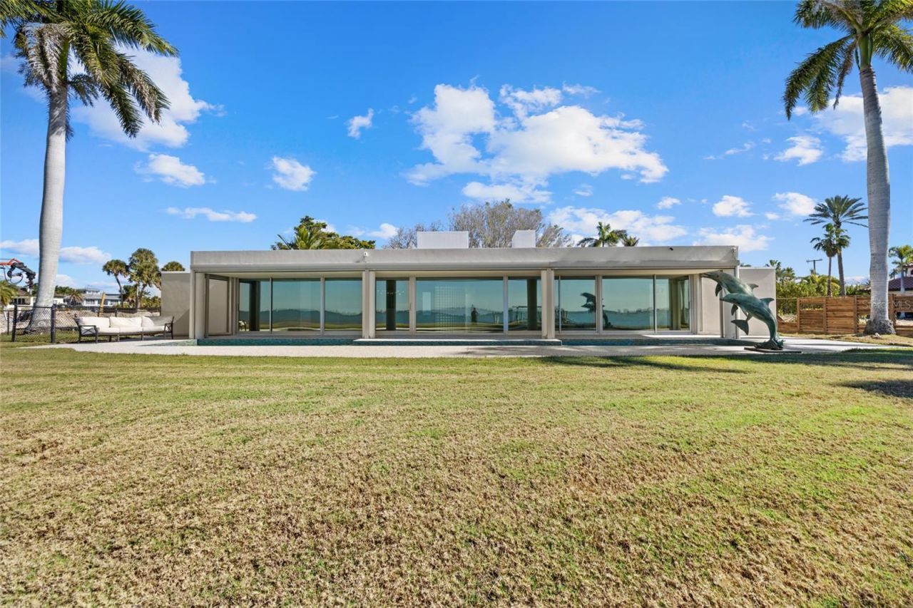 320 S Shore Drive, Sarasota, FL 34234 Photo