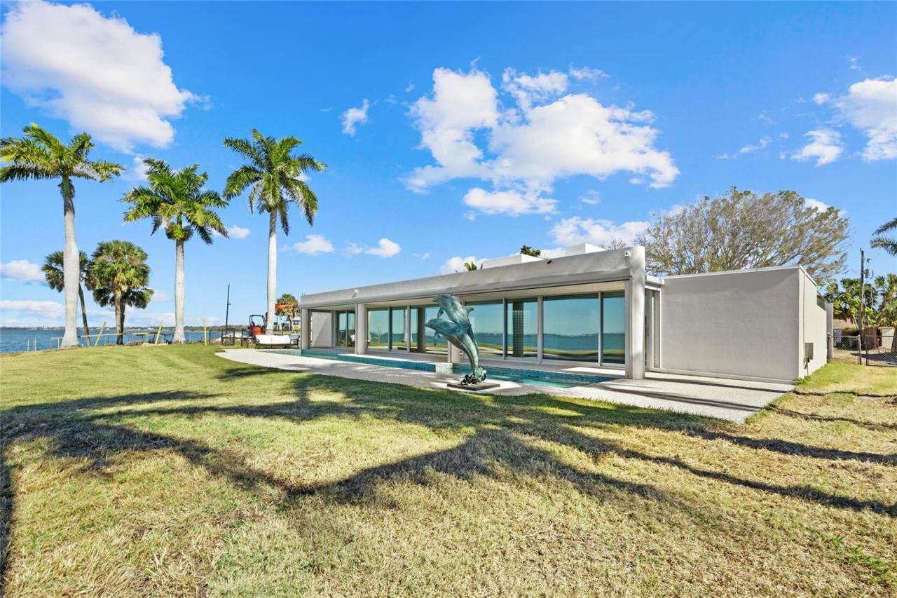 320 S Shore Drive, Sarasota, FL 34234 Photo