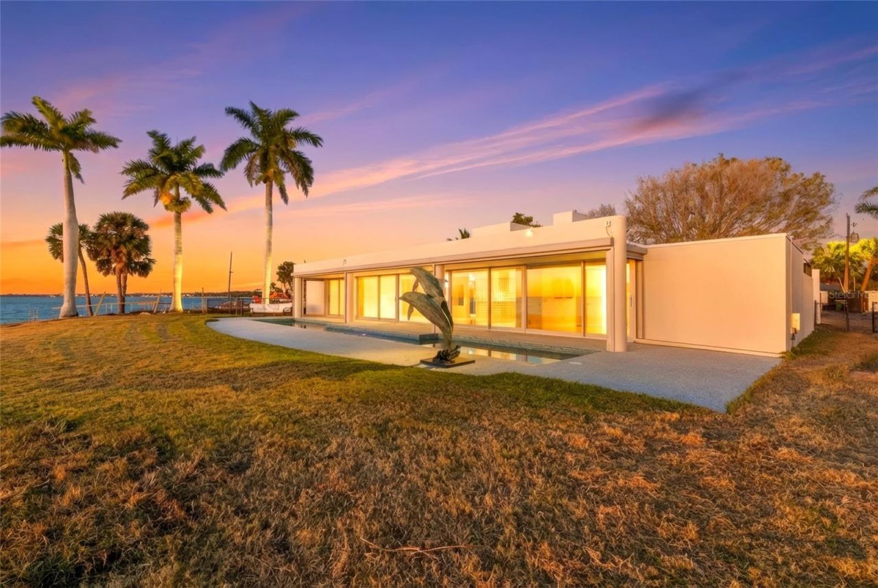 320 S Shore Drive, Sarasota, FL 34234 Photo