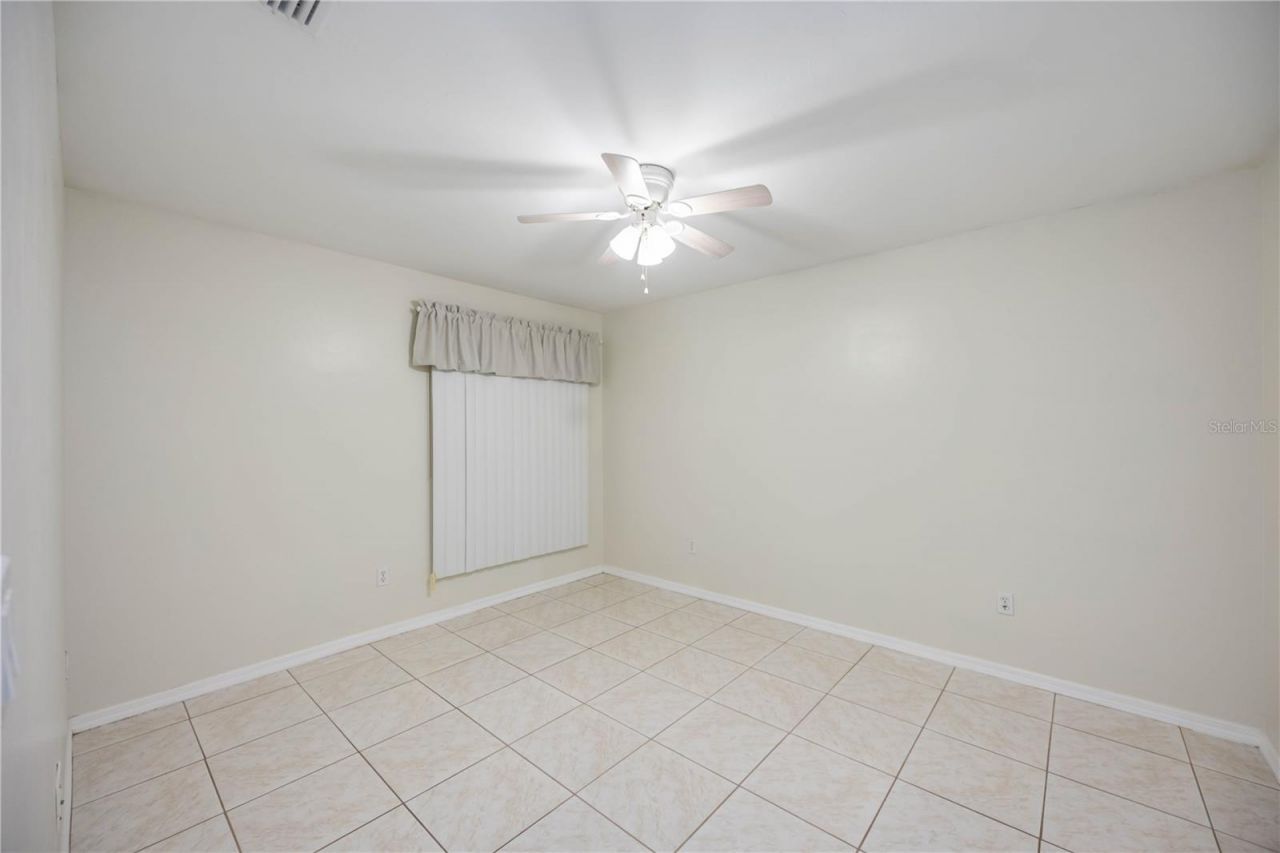 925 NE 4th Avenue, Cape Coral, FL 33909 Photo