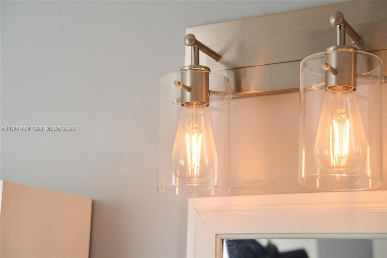 1255 Pennsylvania Ave, Unit 313, Miami Beach, FL 33139 Photo