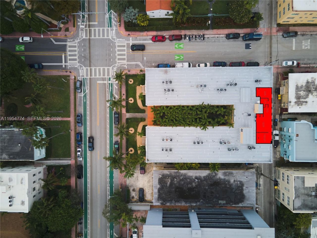 1255 Pennsylvania Ave, Unit 313, Miami Beach, FL 33139 Photo