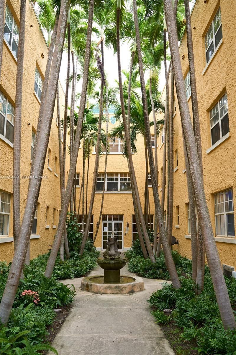 1255 Pennsylvania Ave, Unit 313, Miami Beach, FL 33139 Photo