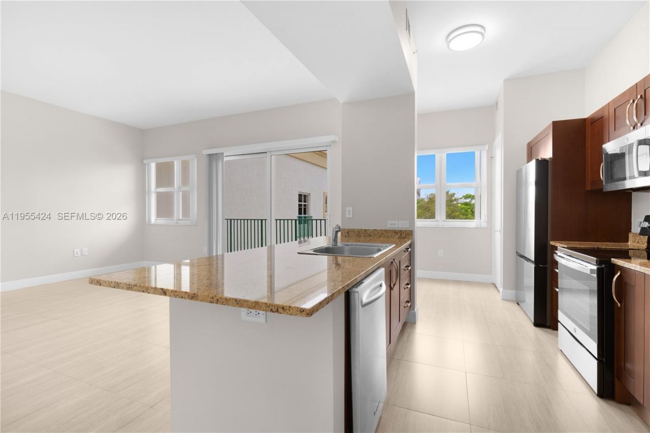 20000 E Country Club Dr, Unit 402, Aventura, FL 33180 Photo