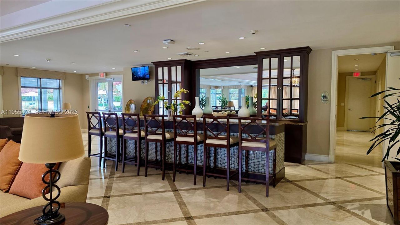 20000 E Country Club Dr, Unit 402, Aventura, FL 33180 Photo